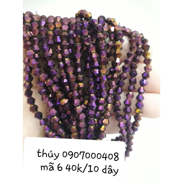 Hạt pha lê kết áo