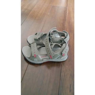 Giày sandal bé trai Me.rrell