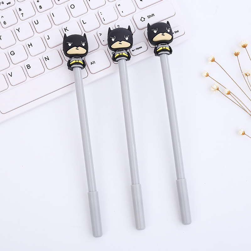 1 bút Gel mực đen hình Batman thiết kế sáng tạo