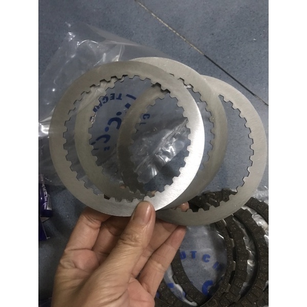 Bộ bố nồi + lá sắt nồi Exciter 135 đời tay côn  zin hãng FCC