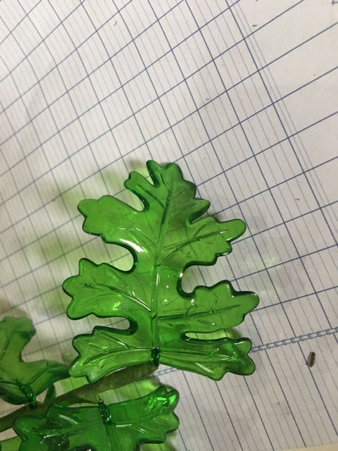 Lá pha lê 1 bịch 100 gram