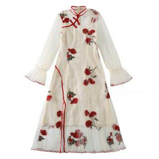 [order] váy ren thêu 2 chi tiết ( váy 2 dây + váy ren)