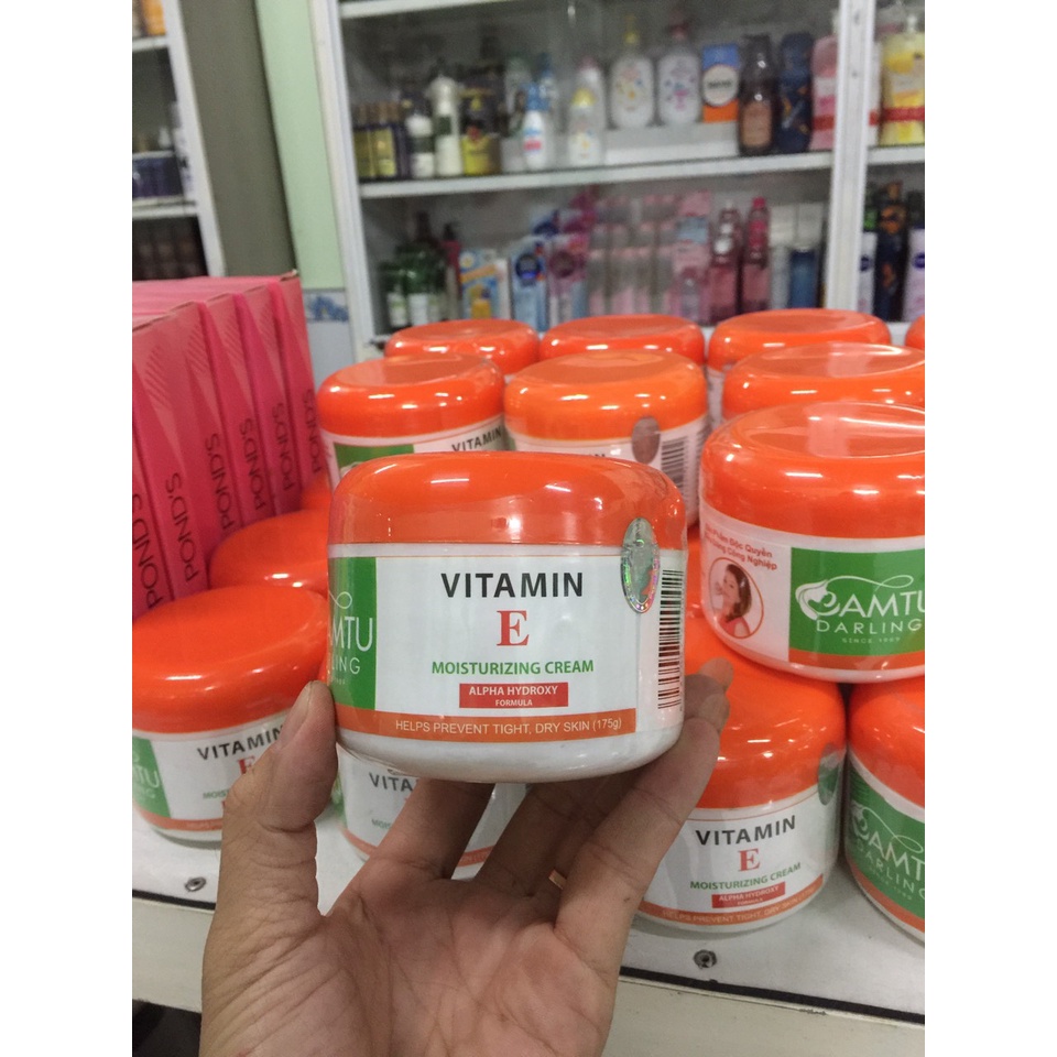 KEM GIỮ ẨM MASSAGE MẶT VITAMIN E
