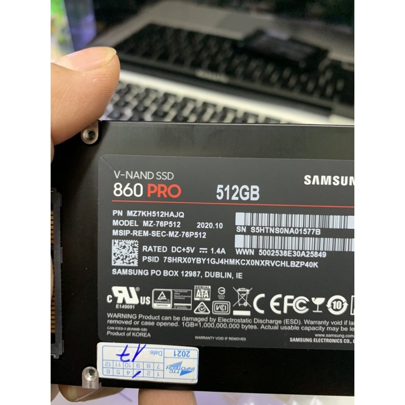 Ổ Cứng SSD Samsung 860 Pro MZ-76P512 512GB