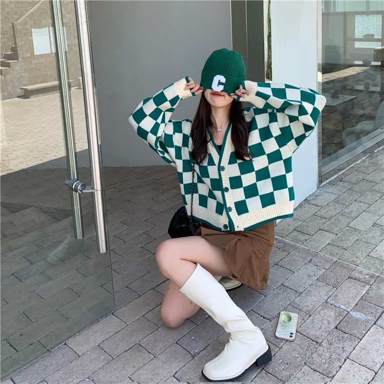 Áo khoác cardigan cổ chữ V form rộng họa tiết kẻ caro dễ phối đồ thời trang Hàn Quốc