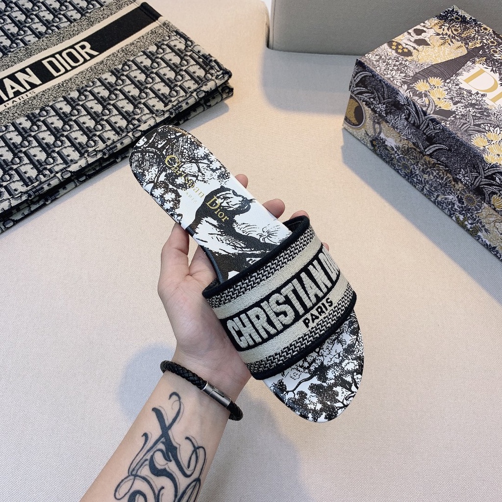 No Box-Xăng đan Cotton Thêu DWAY Cho Nữ