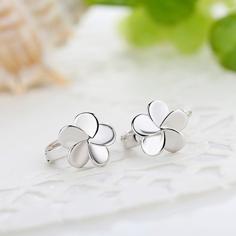 Bông tai mạ bạc thiết kế bông hoa đơn giản thời trang cho nữ