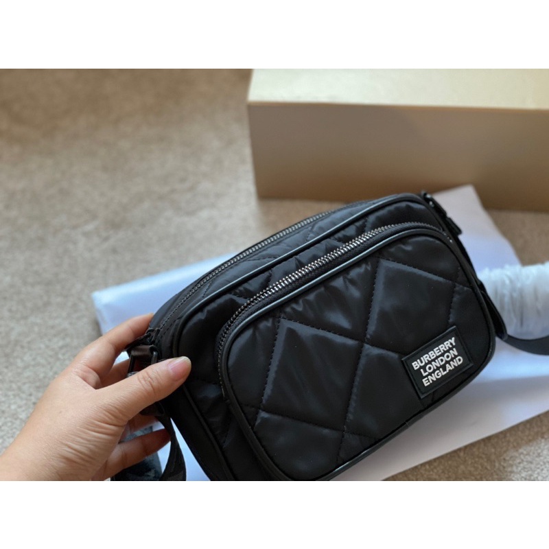 Túi đeo chéo nam hai ngăn gọn nhẹ thương hiệu Burberry cao cấp