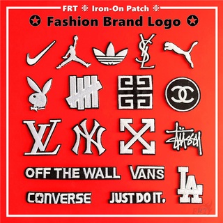 ☸ Miếng Dán Ủi Quần Áo In Logo Thương Hiệu Thời Trang Màu Trắng Đen ☸ 1 Huy Hiệu Mini May Trên Quần Áo (18 Phong Cách)