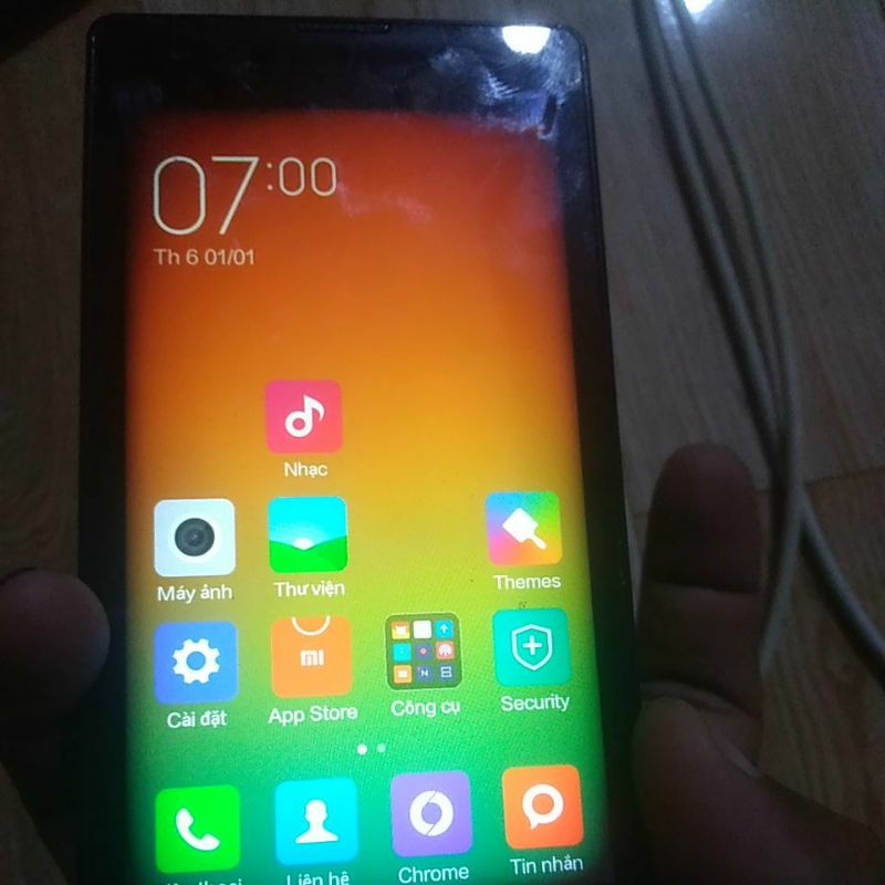 Xác sống xiaomi cam ứng ok .ko pin