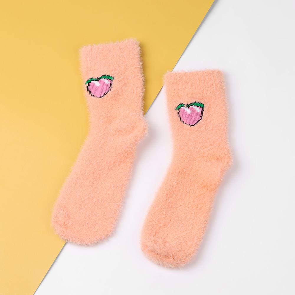 1 Đôi Tất Lông Xù In Họa Tiết Trái Cây Hoạt Hình Thời Trang Thu Đông Dành Cho Nữ