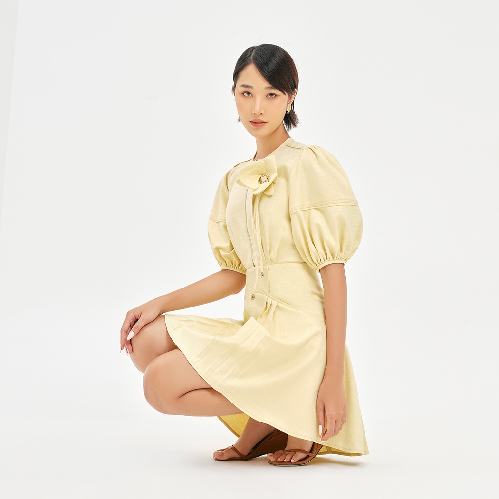 DEAR JOSÉ - Đầm xoè ngắn tay phồng Chiko vải cotton vàng