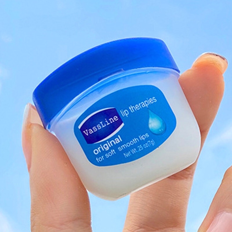 Son dưỡng môi VASELINE hồng