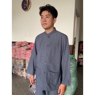 lãnh tụ nam nút nhựa