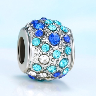 Vòng charm xỏ tròn đính đá