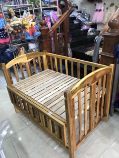 Cũi gỗ cho bé