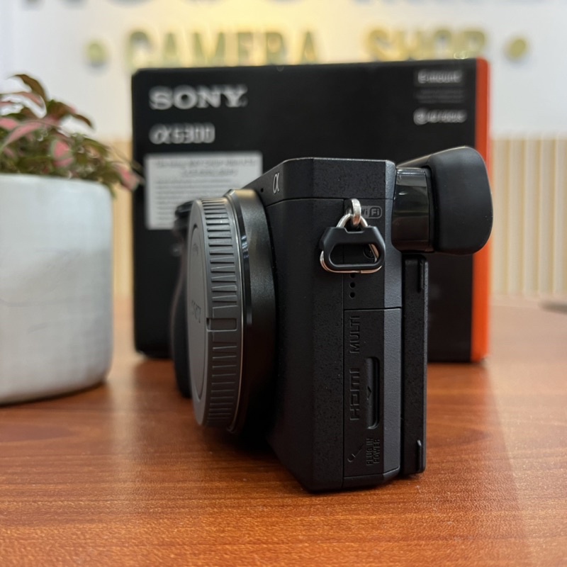 Máy ảnh Sony A6300