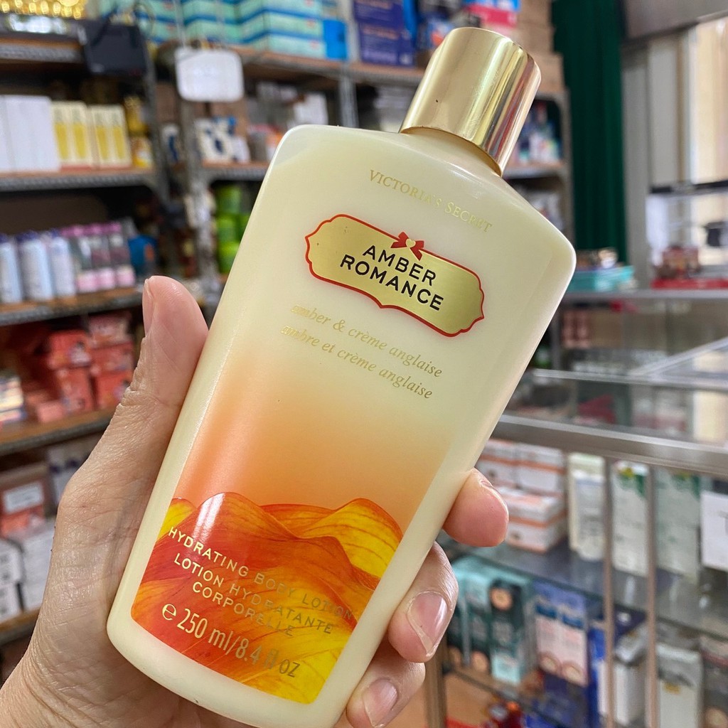 Sữa dưỡng thể Hương nước hoa Victoria Secret Amber Lotion 250ml