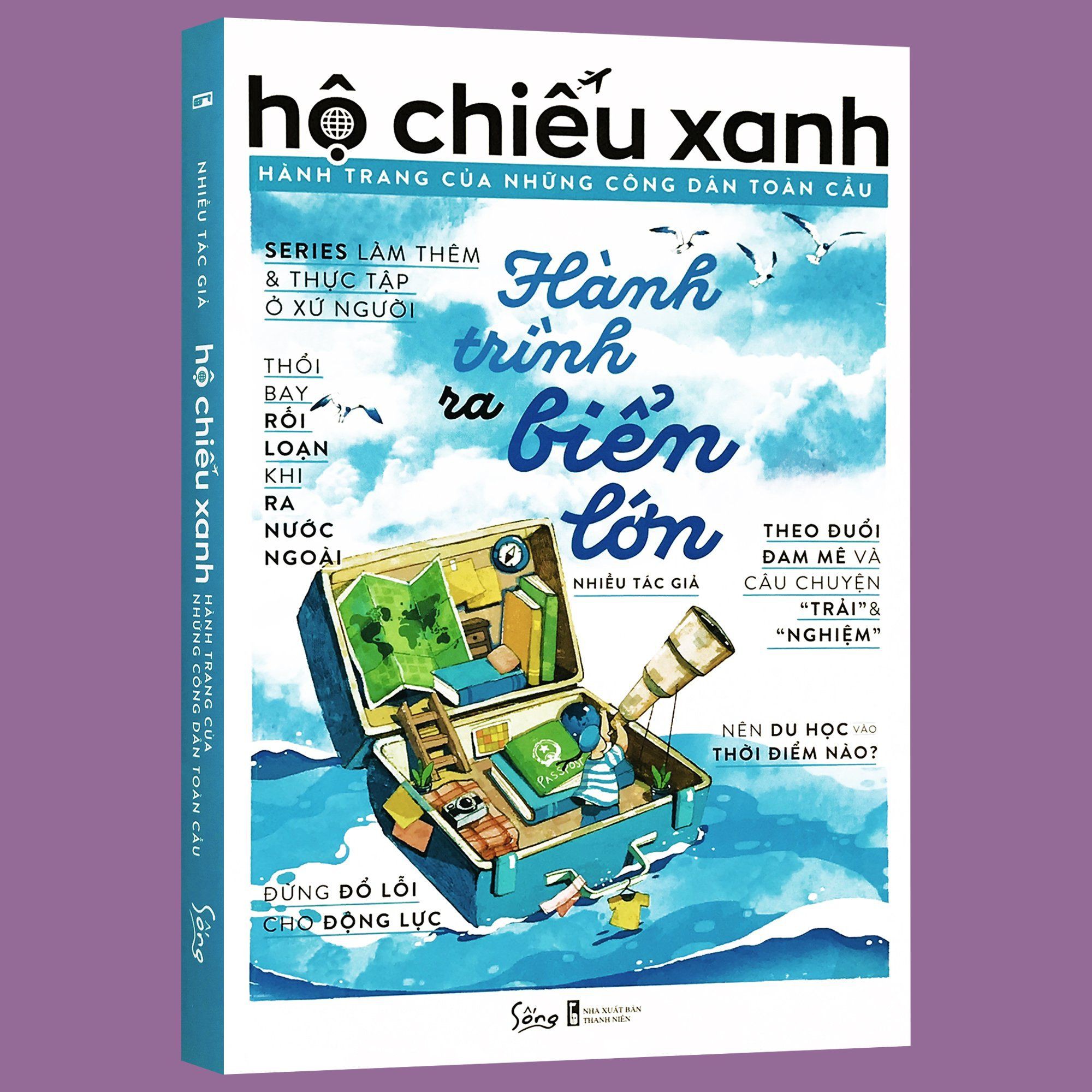 Sách - Hộ Chiếu Xanh - Hành Trình Ra Biển Lớn (Tặng kèm Postcard) - Thanh Hà Books