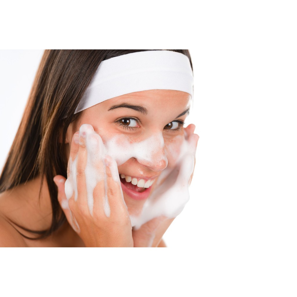 Kem Rửa Mặt Dưỡng Ẩm Cho Mọi Loại Da Hada Labo Advanced Nourish Cream Cleanser 80g | BigBuy360 - bigbuy360.vn