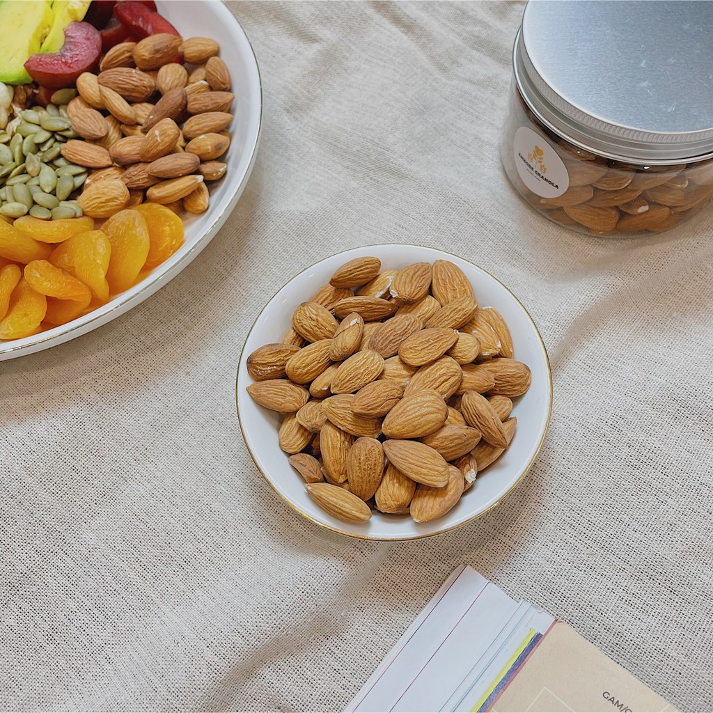 Túi 200g Hạt hạnh nhân tách vỏ sấy khô / Hộp Mơ sấy dẻo ngọt tự nhiên giúp ăn kiêng, giảm cân | BigBuy360 - bigbuy360.vn