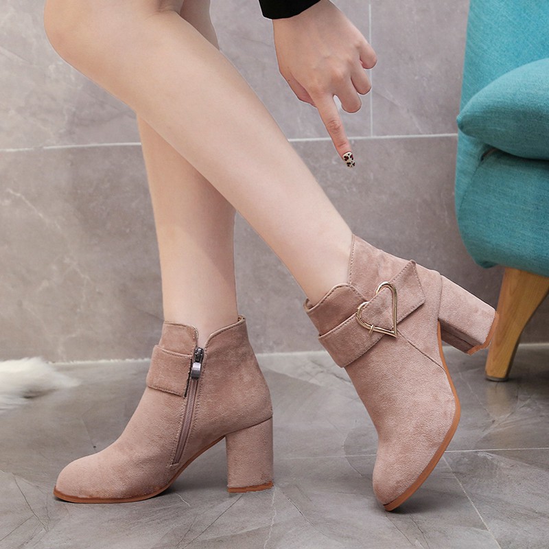 Giày bốt nữ cổ thấp giày boots nữ chất da lộn mềm mịn dễ phối đồ | BigBuy360 - bigbuy360.vn