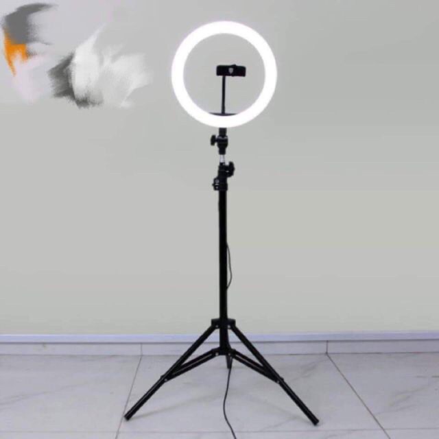 Đèn livetream chụp ảnh , bán hàng size 32cm kèm kẹp đt, chân đèn
