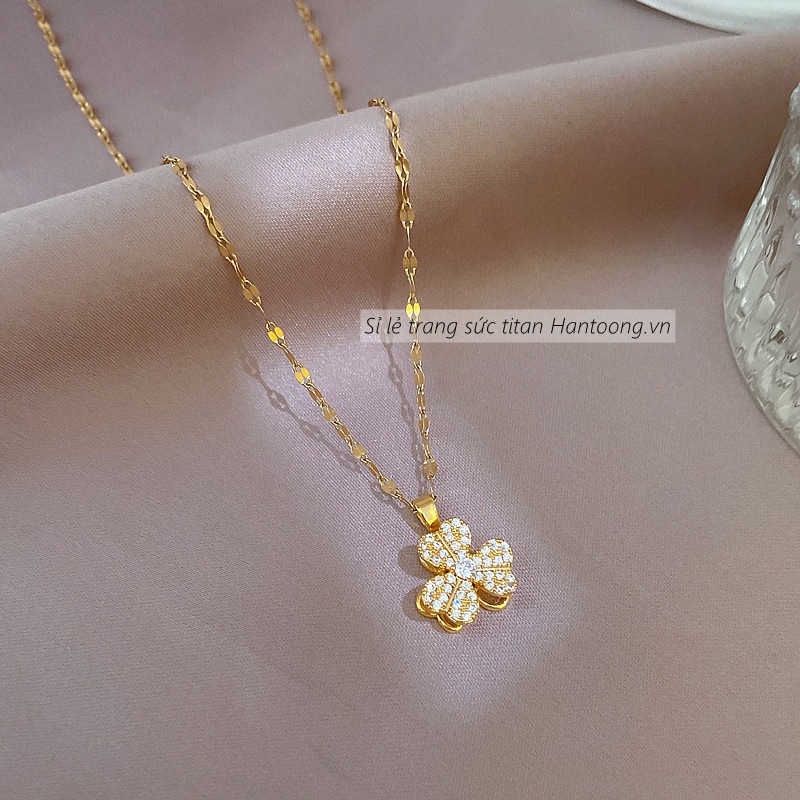 Dây chuyền titan nữ mặt cỏ 3 lá xoay chuyển độc đáo thời trang