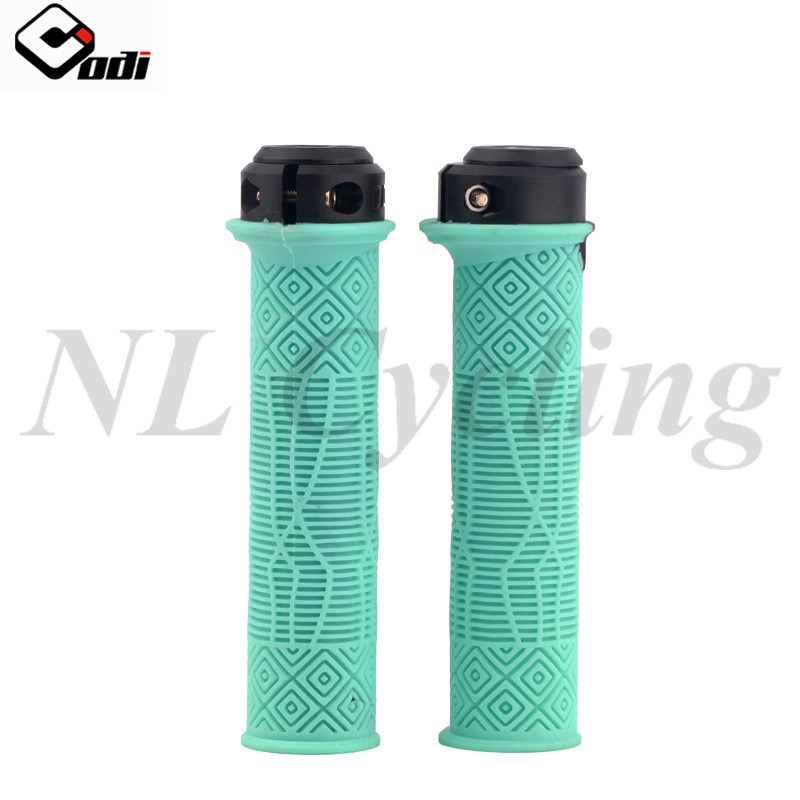 Bộ Tay Nắm Khóa Xe Đạp Leo Núi Bằng Cao Su Siêu Nhẹ Chống Trượt Tiện Dụng