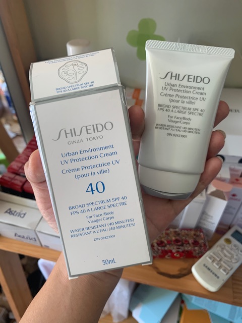 Kem chống nắng Shiseido Ultimate Sun Protection Lotion WetForce SPF50+