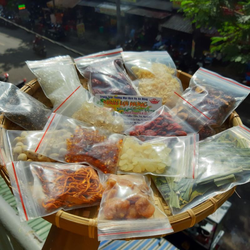 SET CHÈ DƯỠNG NHAN 13 VỊ ĐẶC BIÊT