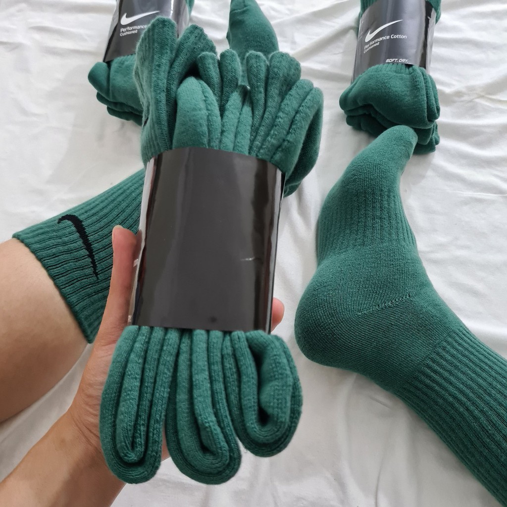 Pack 3 đôi tất thể thao Nike cao cổ màu Green Mã 1 - Free ship + Quà tặng Loved socks by TatsTats.vn