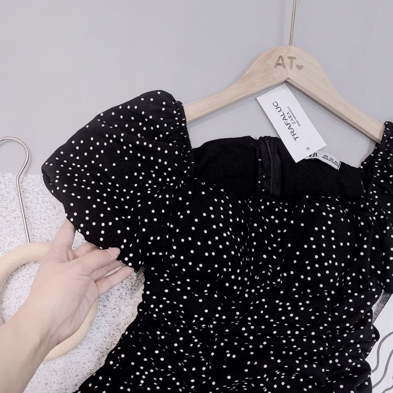 🍓Váy chấm bi đen - trắng cổ vuông dúm đuôi cá ( ảnh thật, cận chất) | BigBuy360 - bigbuy360.vn