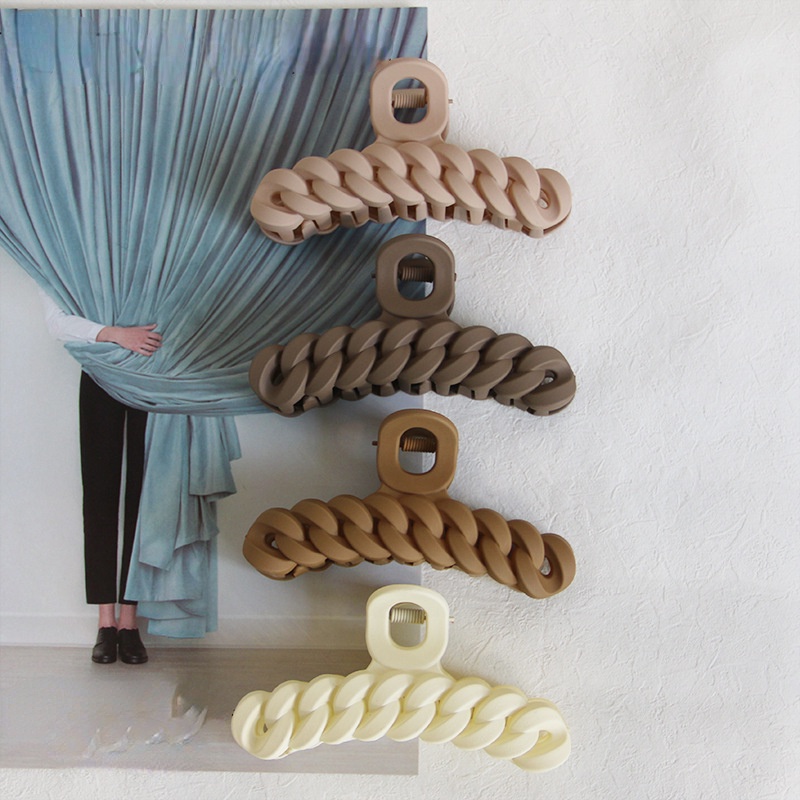 Kẹp Tóc Hình Cá Mập Phối Dây Xích Dễ Phối Đồ Thời Trang Phong Cách Hàn Quốc