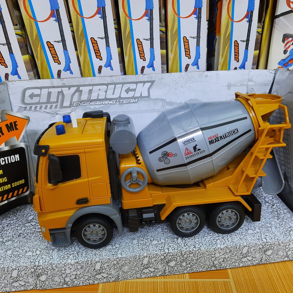 Mô hình xe bồn chở bê tông Mixer truck xe đồ chơi trẻ em bằng nhựa có âm thanh và đèn 1:24
