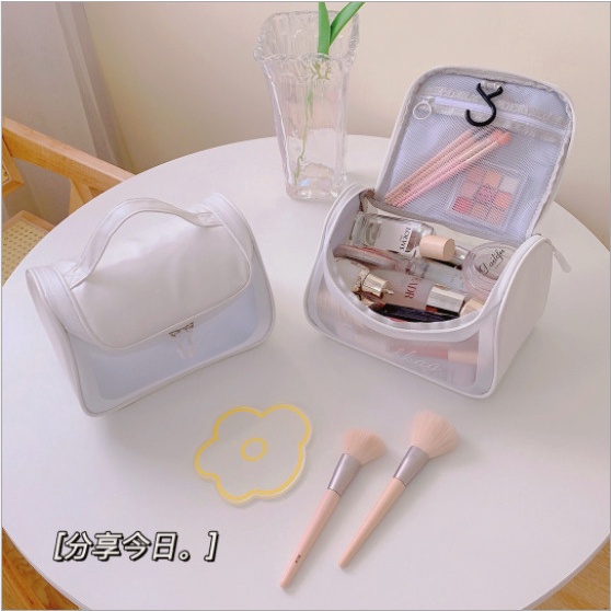 Túi đựng mỹ phẩm chống nước thiết kế mới lạ thời trang BAG U MP94