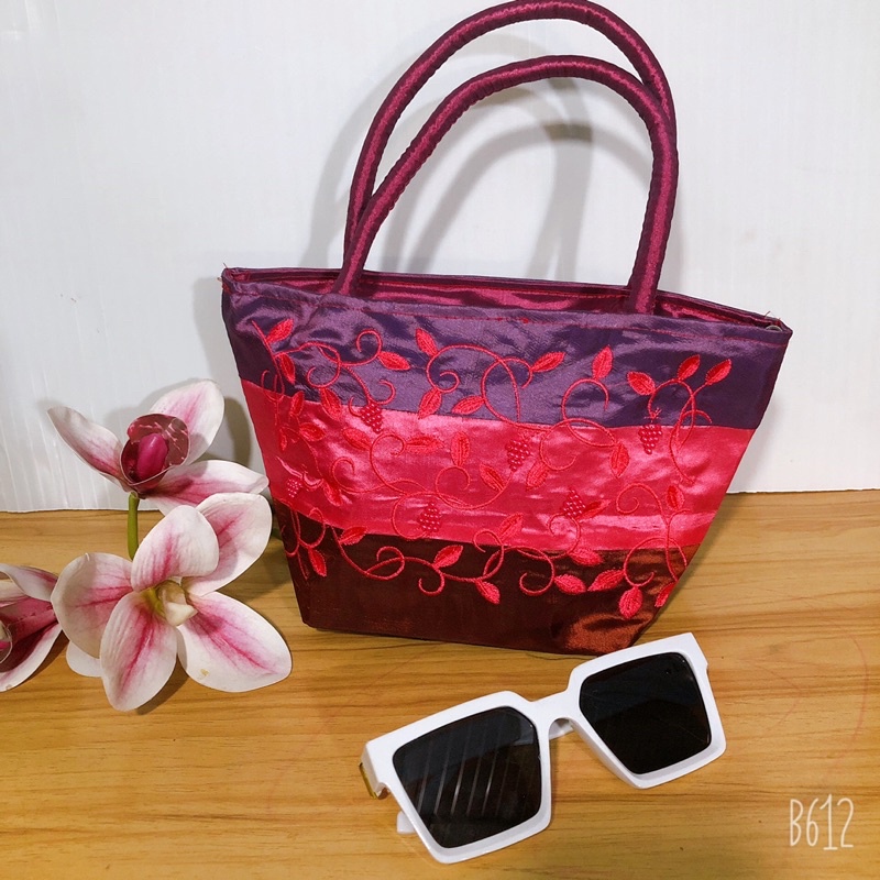 Túi lụa đeo vai thêu dây nho siêu đẹp