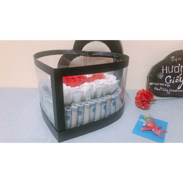 Hộp quà tặng tim tiền hoa