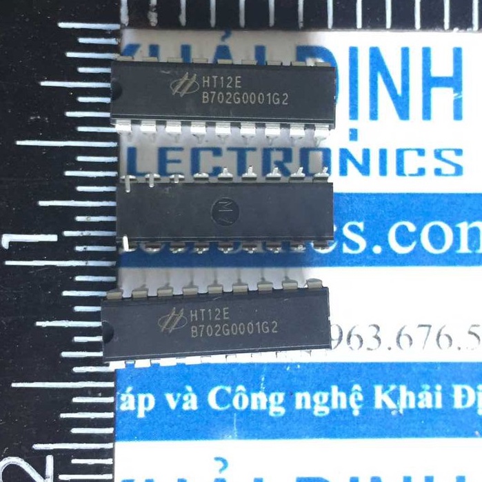 2 con IC thu/phát hồng ngoại HT12E HT12 DIP18 kde3153