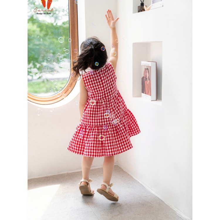 Váy Bé Gái Carrot Không Tay, Cổ Viền Nơ, Hoa Tiết Caro Đỏ, Chất Thô Xốp Thoáng Mát Thấm Hút Mồ Hôi