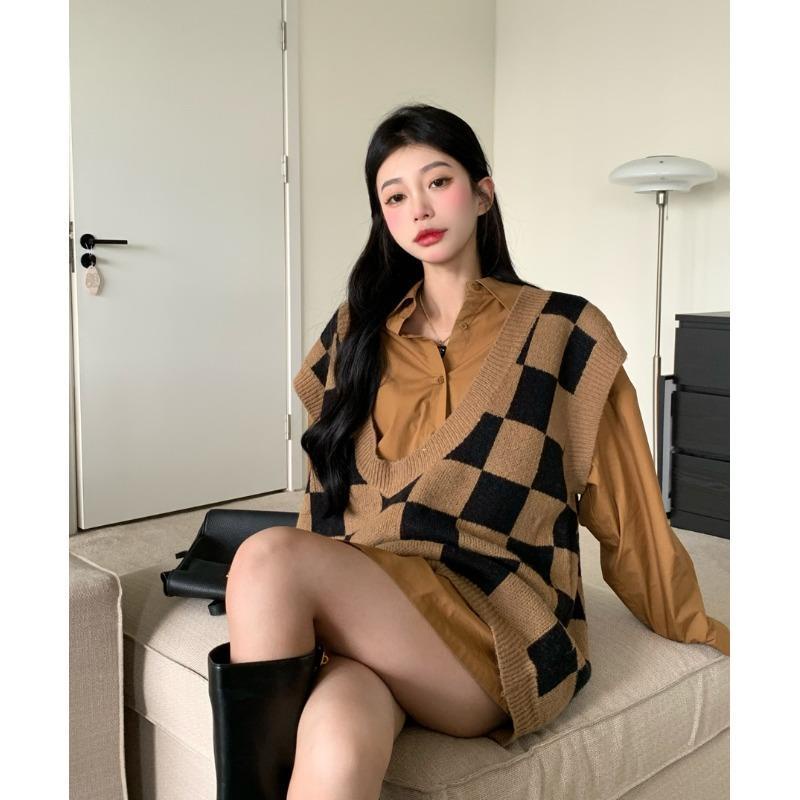 Set áo sơ mi tay dài và áo len không tay thời trang cổ điển (có bán lẻ)