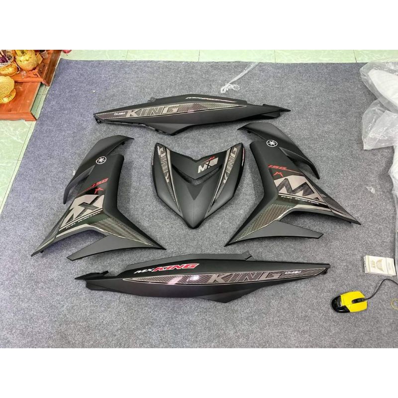 Tem rời exciter 150 đen mxking, tặng kèm set logo, tem 3 lớp không bay màu