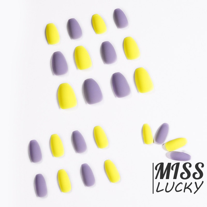 Bộ 24 Móng Tay Giả Màu Tím Và Vàng