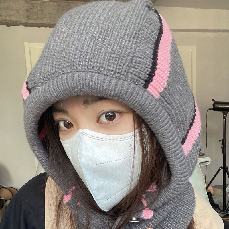 Mũ beanie Trùm Tai Giữ Ấm Thời Trang Cho Nữ