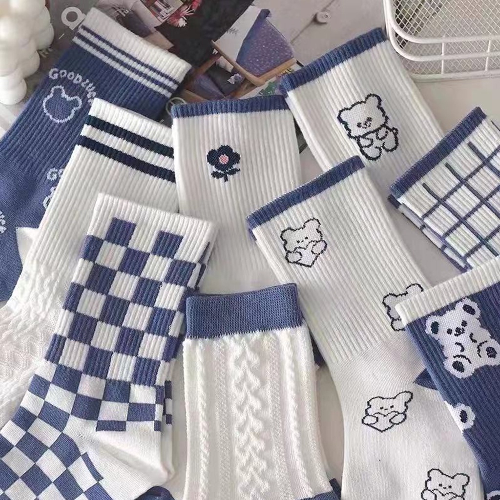 Tất dệt kim họa tiết hoạt hình chống trượt thoáng khí dễ thương cho nữ