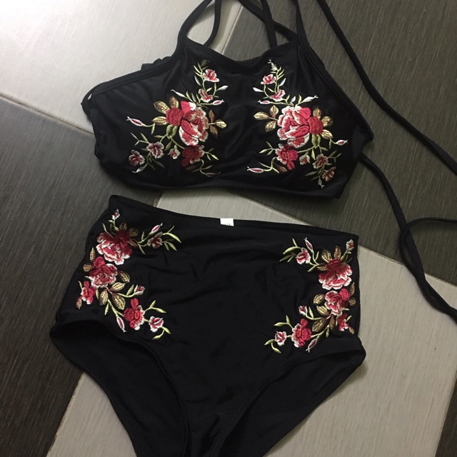 Pass bikini