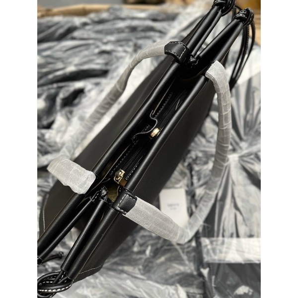 TNS-Túi tote công sở form vuông  Luxo tote bag--tone đen classic