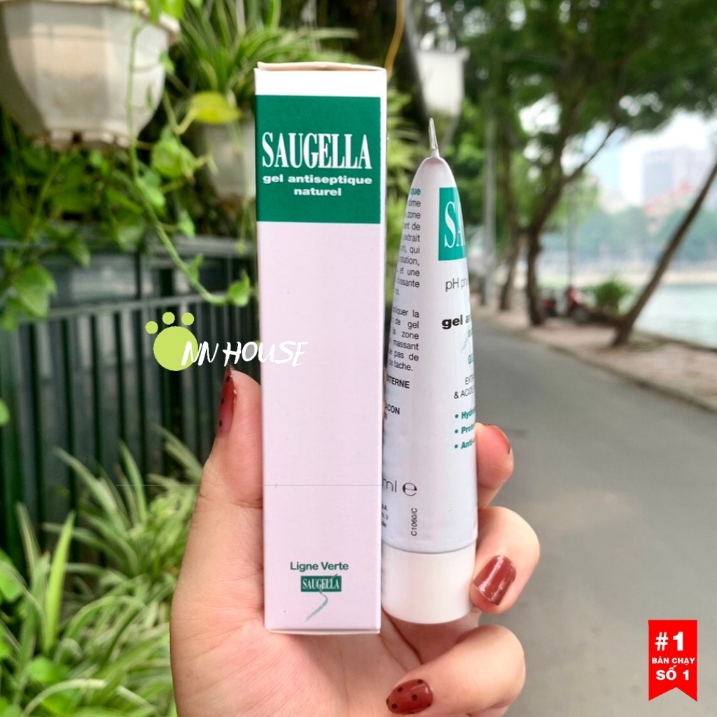 Gel phụ khoa Saugella Gel Antiseptique Naturel bôi khi bị nấm, ngứa, chăm sóc vùng kín, dưỡng ẩm,vệ sinh phụ nữ tự nhiên