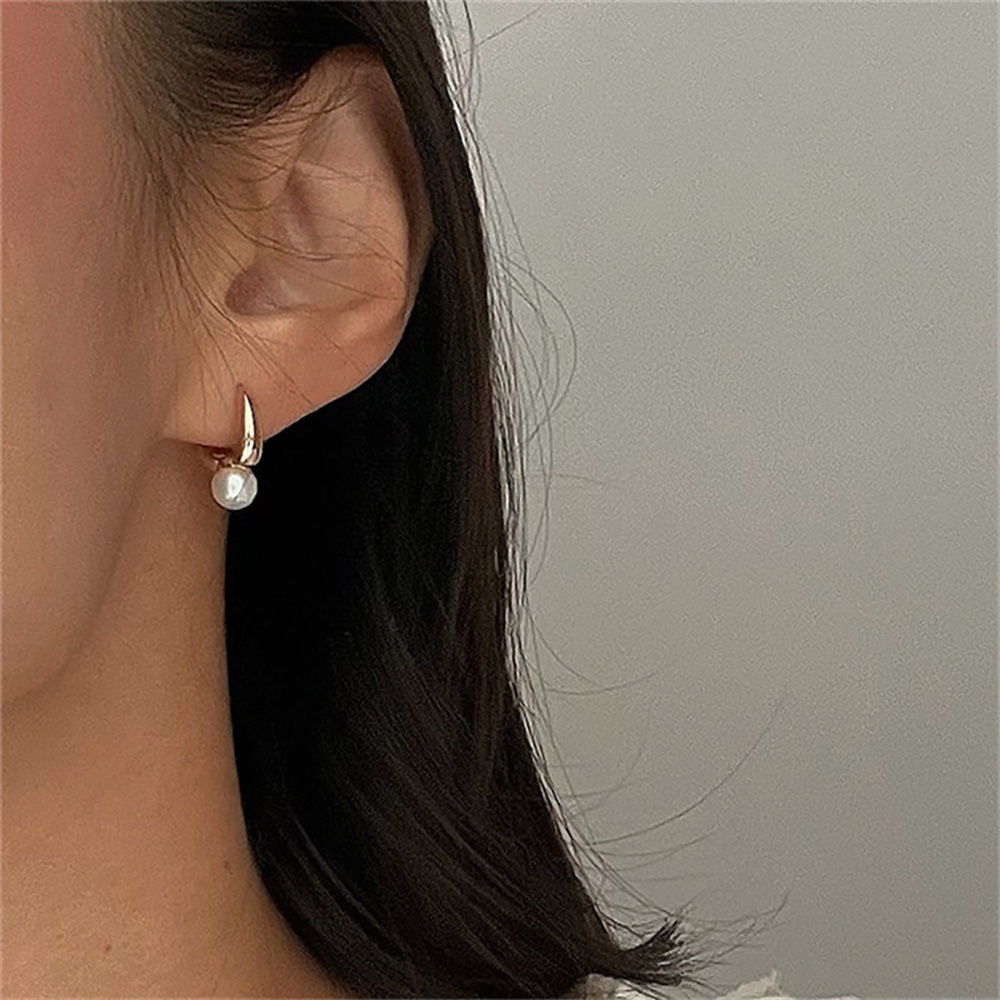 Khuyên tai làm từ đồng hình tròn đính ngọc trai nhiều màu sắc phong cách cổ điển trang sức thời trang cho phái nữ