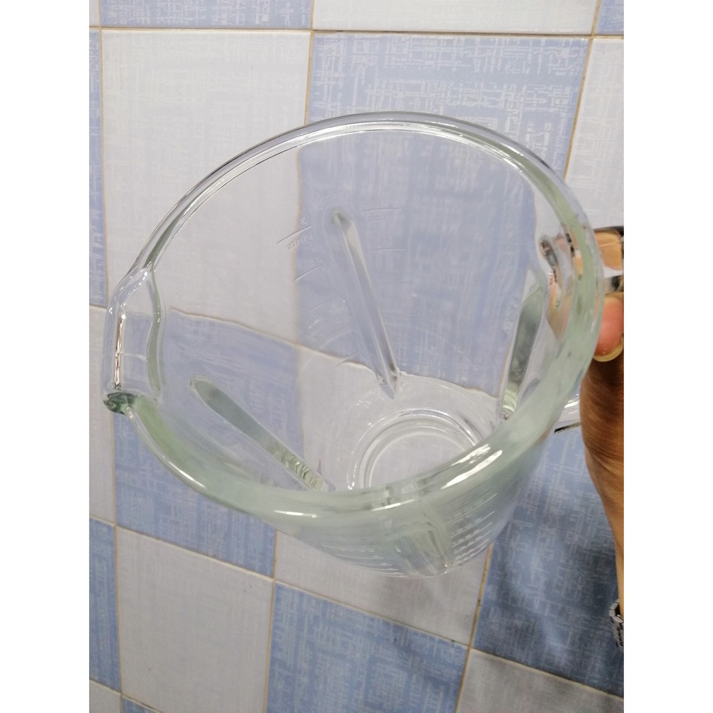 Ly thủy tinh Máy xay sinh tố Philips HR3652